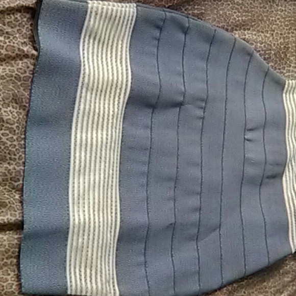 Cute and new curvy dress - Picture 2 of 4